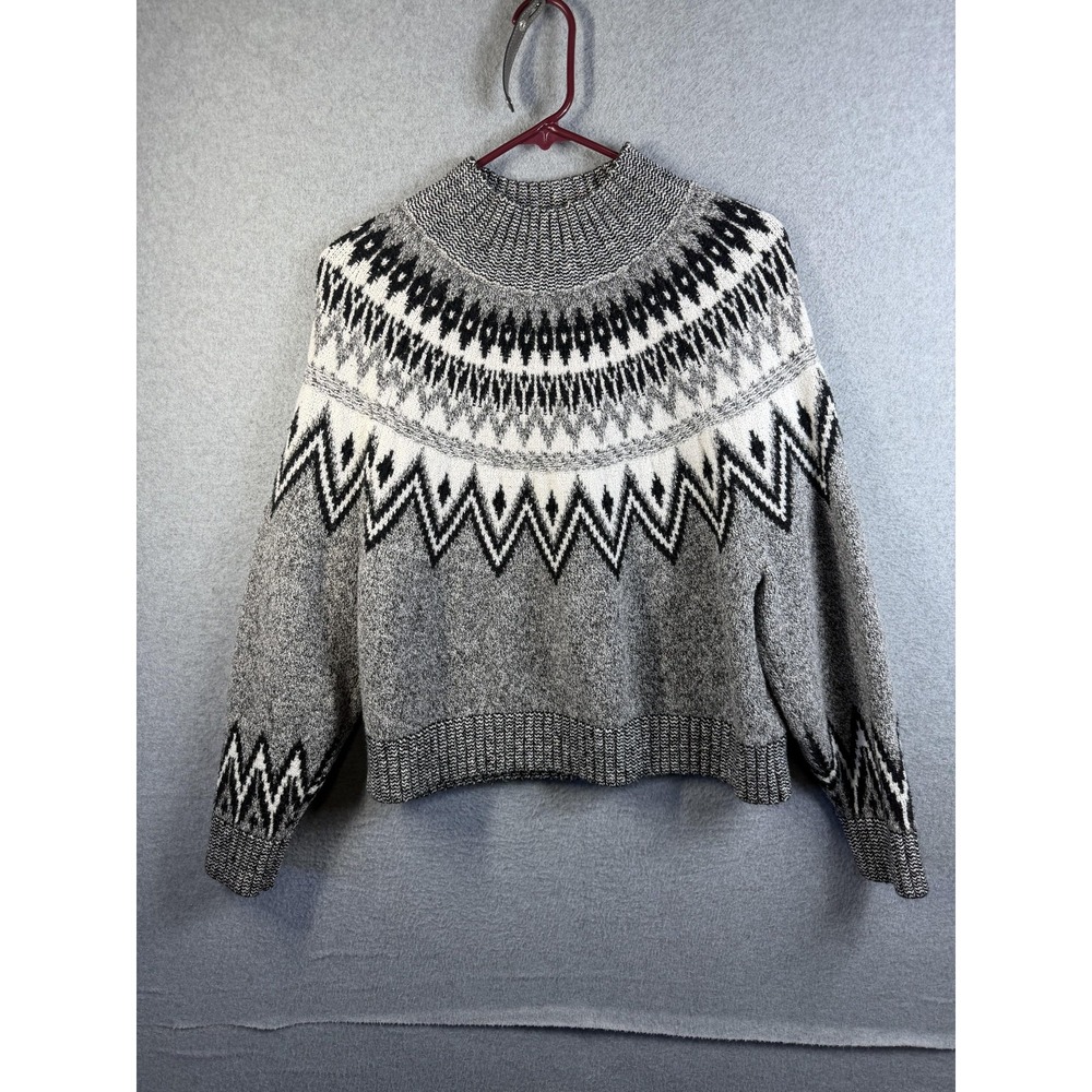 Old Navy Sweater Womens Medium Gray Fair Isle Mock Neck Knit Winter Pullover